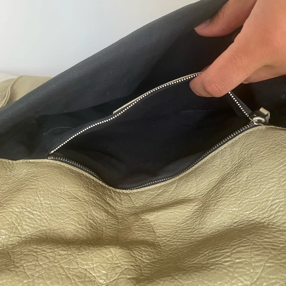 Balenciaga City Messenger Bag - Picture 5 of 5